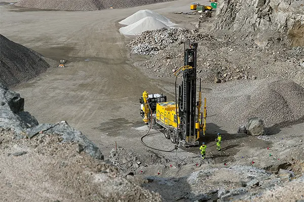 Funções de máquinas de perfuração de mineração
